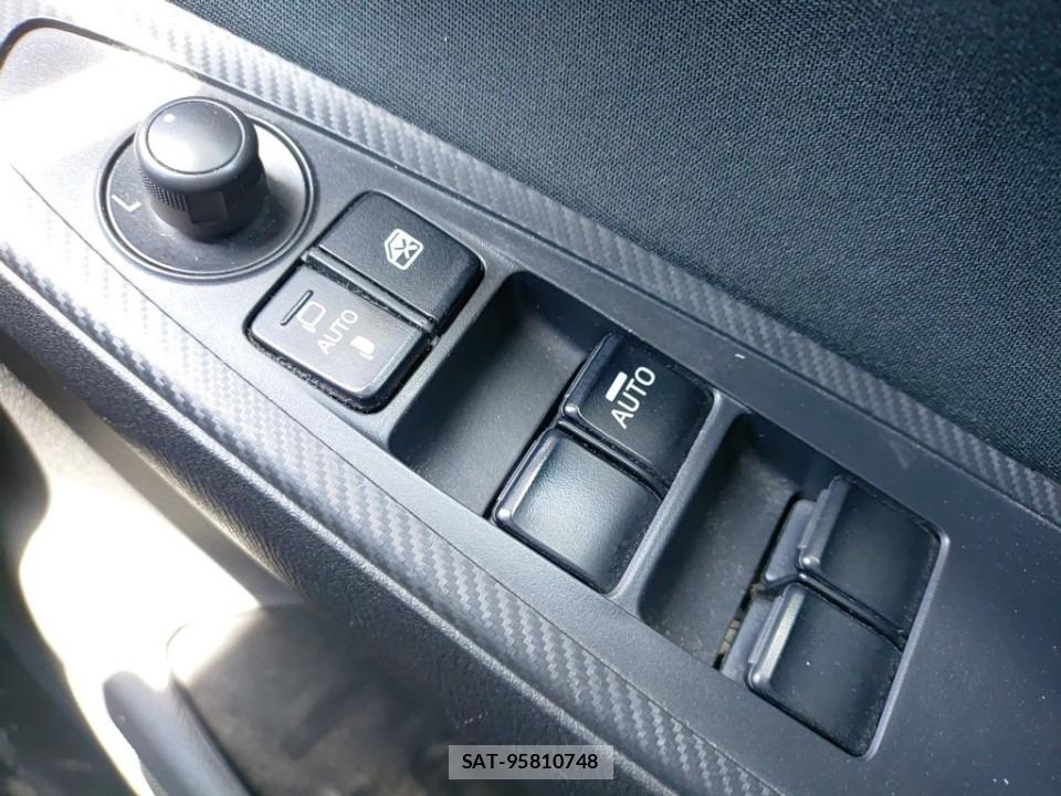 Mazda DEMIO 2019-05 7344863-11