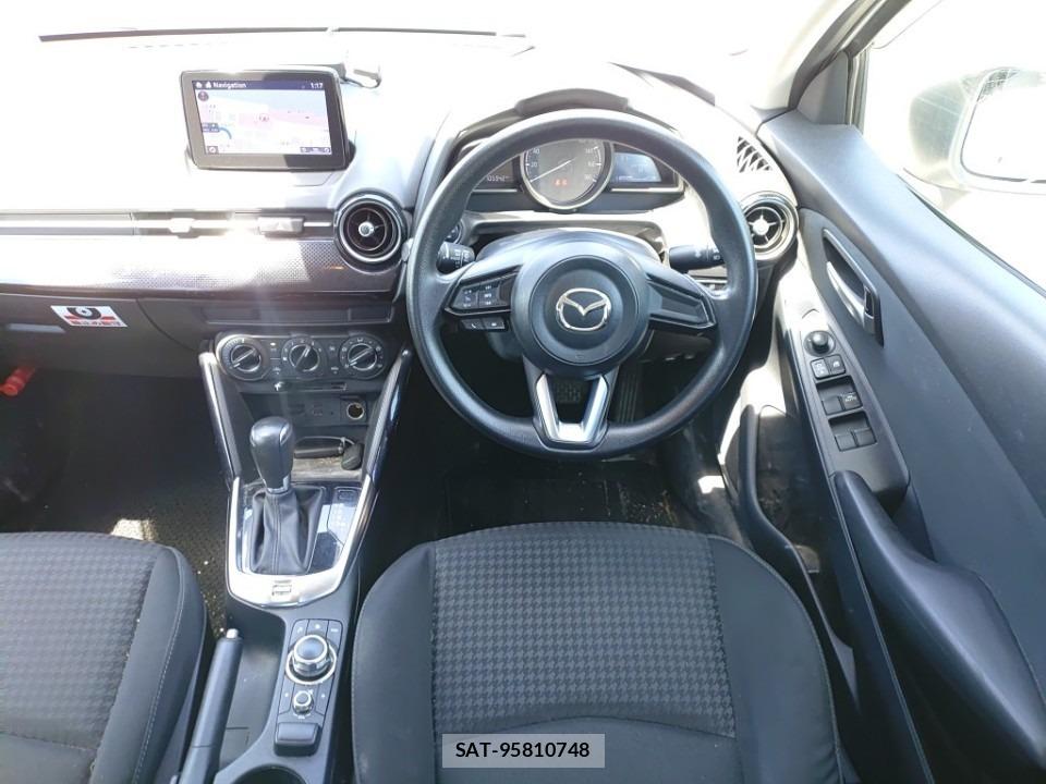Mazda DEMIO 2019-05 7344863-6