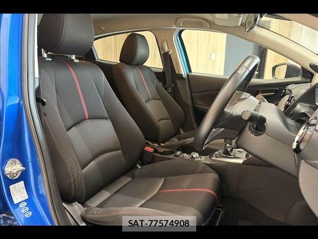Mazda DEMIO 2015-11 7391974-9