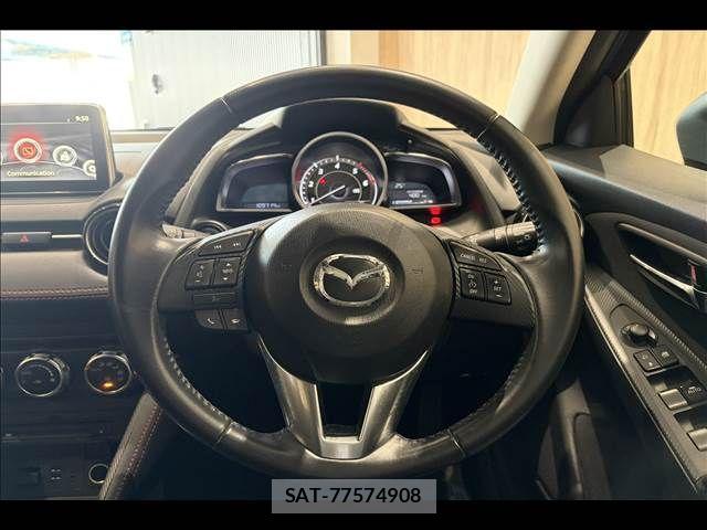 Mazda DEMIO 2015-11 7391974-12
