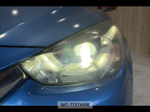 Mazda DEMIO 2015-11 7391974-13