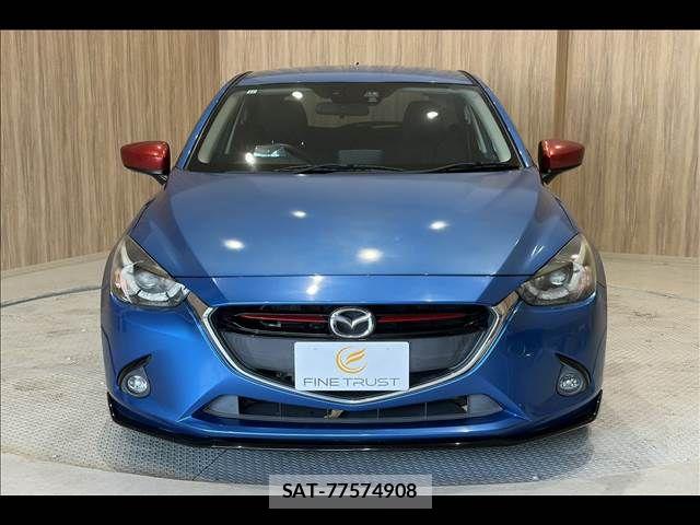 Mazda DEMIO 2015-11 7391974-16