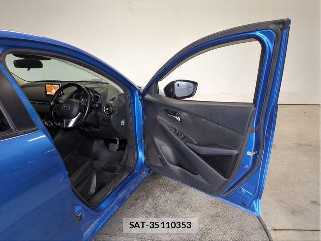Mazda DEMIO 2015-08 7391987-29
