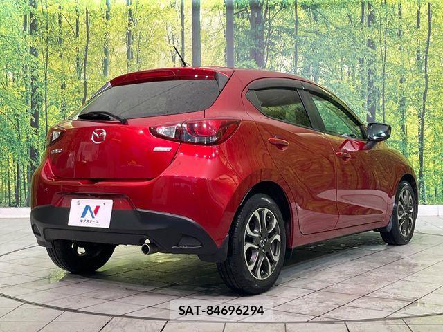 Mazda DEMIO 2015-09 7391973-17
