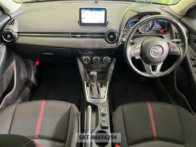 Mazda DEMIO 2015-09 7391973-1
