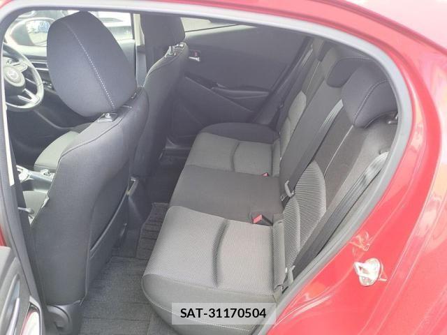 Mazda DEMIO 2018-04 7454028-22