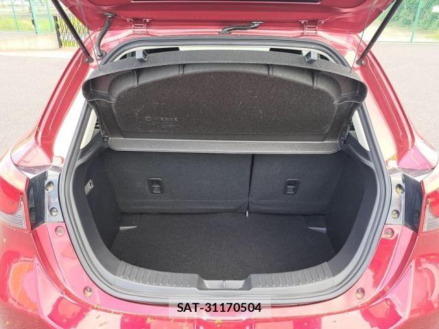 Mazda DEMIO 2018-04 7454028-24