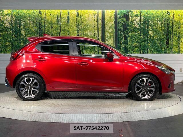 Mazda DEMIO 2016-02 7454033-15