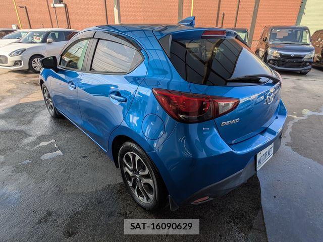 Mazda DEMIO 2015-03 7454042-19