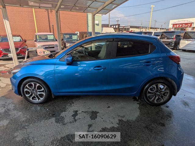 Mazda DEMIO 2015-03 7454042-20