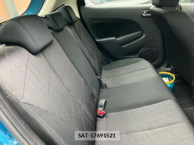 Mazda DEMIO 2013-08 7454053-11