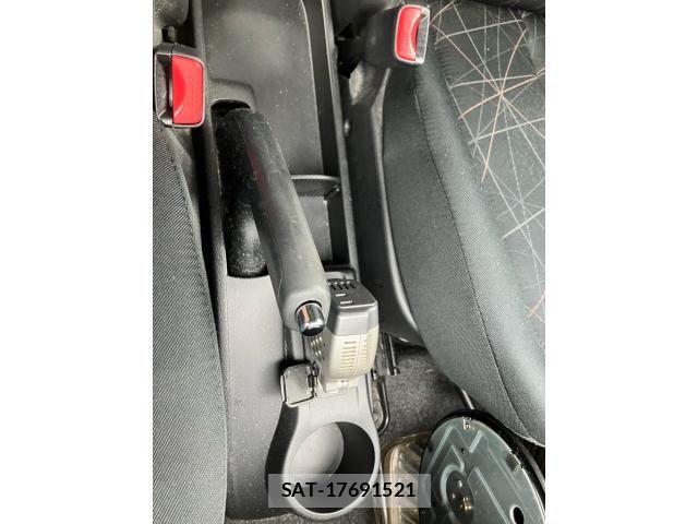 Mazda DEMIO 2013-08 7454053-19