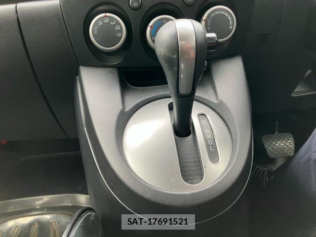 Mazda DEMIO 2013-08 7454053-20