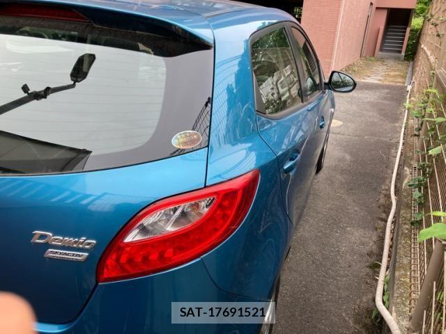 Mazda DEMIO 2013-08 7454053-5