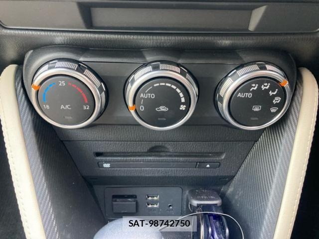 Mazda DEMIO 2014-12 7454045-20