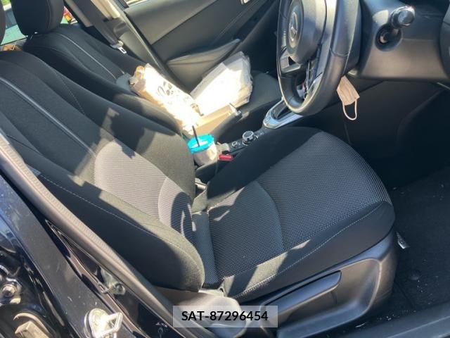 Mazda DEMIO 2018-06 7454036-9