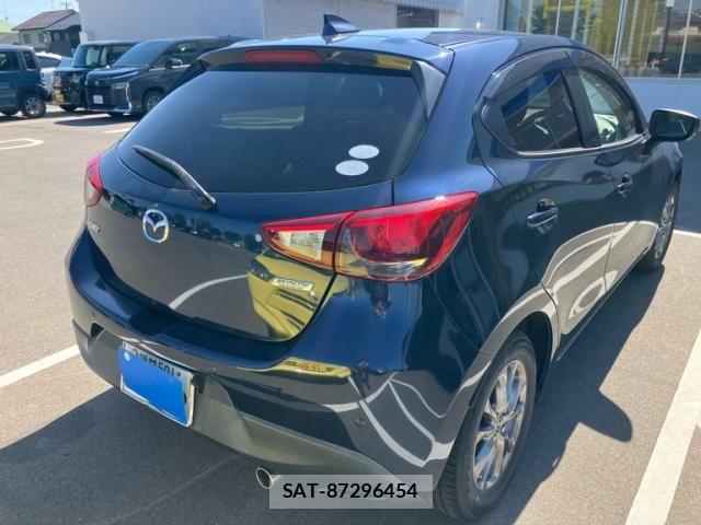 Mazda DEMIO 2018-06 7454036-2