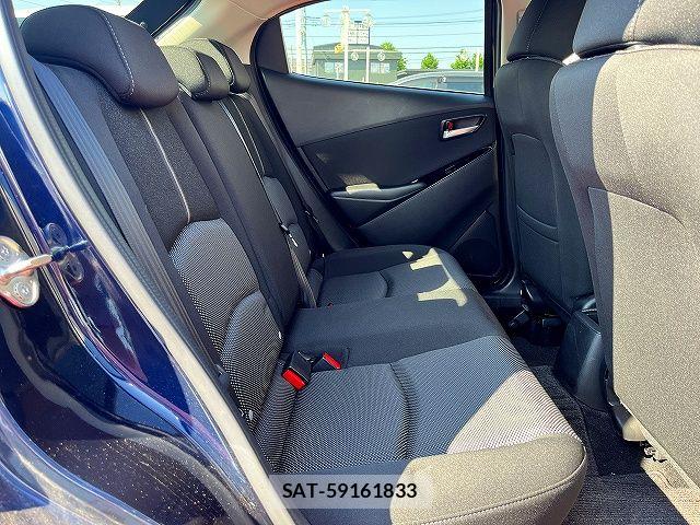 Mazda DEMIO 2018-11 7454026-9