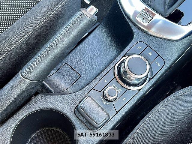 Mazda DEMIO 2018-11 7454026-15
