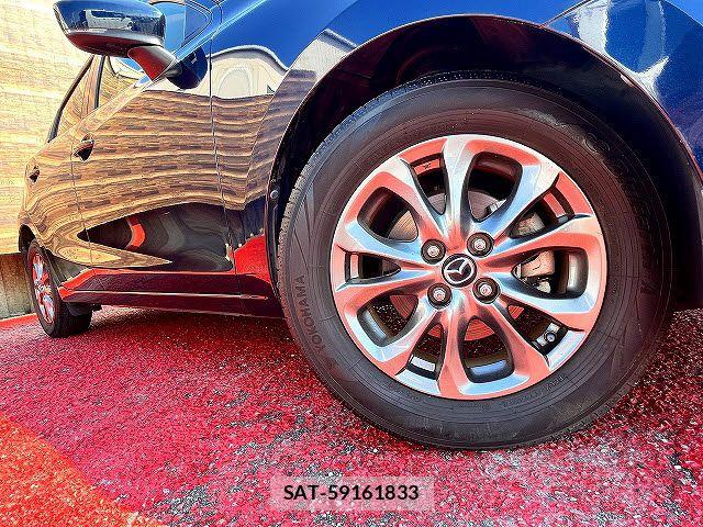Mazda DEMIO 2018-11 7454026-26