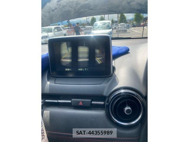 Mazda DEMIO 2015-01 7454046-28