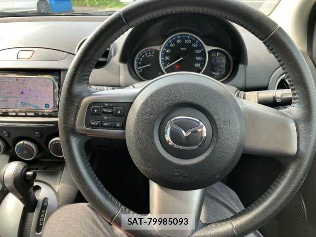 Mazda DEMIO 2013-05 7454047-12