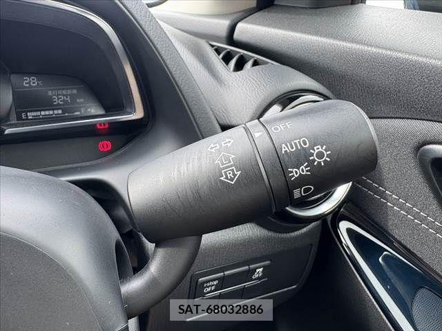 Mazda DEMIO 2017-06 7454032-27