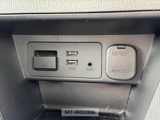 Mazda DEMIO 2017-06 7454032-29