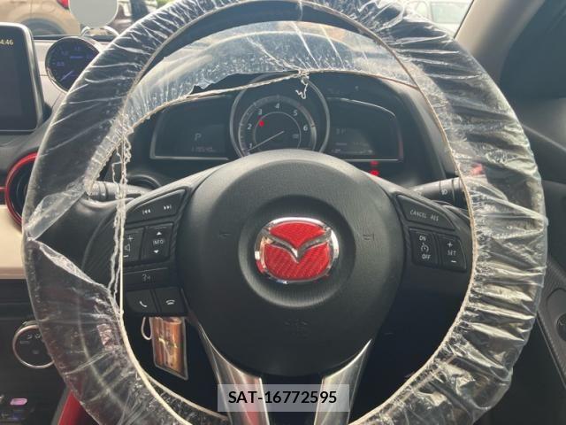 Mazda DEMIO 2015-09 7454044-17