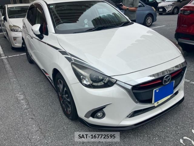 Mazda DEMIO 2015-09 7454044-1