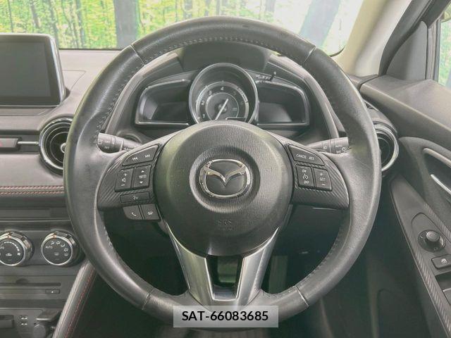 Mazda DEMIO 2014-11 7454040-11