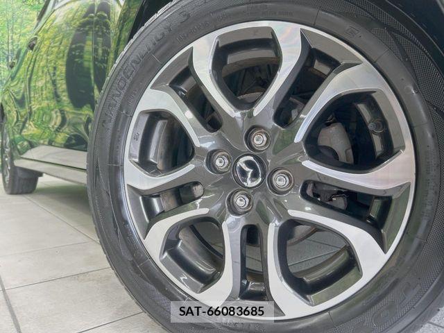 Mazda DEMIO 2014-11 7454040-12