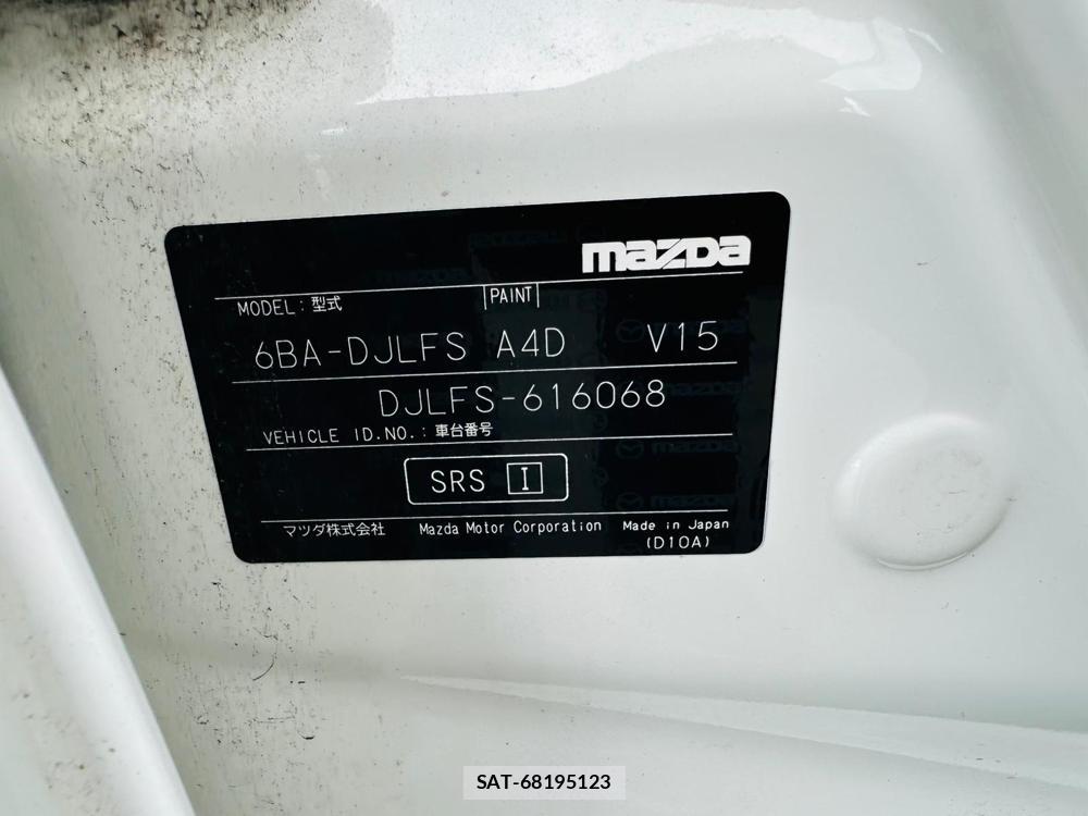 Mazda DEMIO 2019 7335632-35