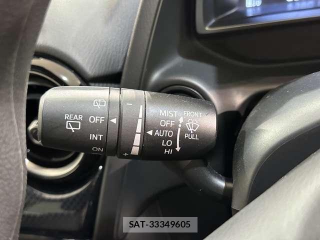 Mazda DEMIO 2018-07 7500305-12