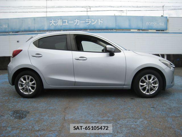 Mazda DEMIO 2017-03 7508545-10