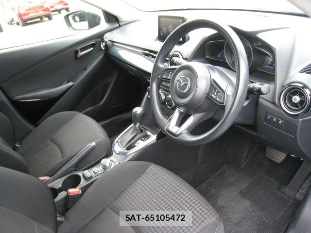 Mazda DEMIO 2017-03 7508545-1