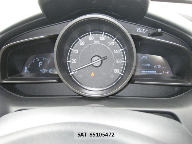 Mazda DEMIO 2017-03 7508545-3