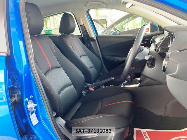 Mazda DEMIO 2015-07 7500317-23