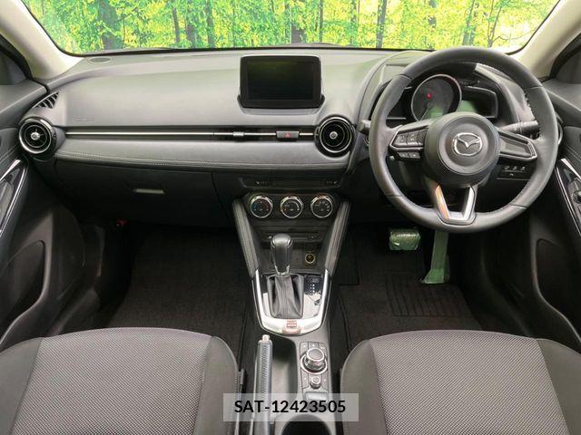 Mazda DEMIO 2019-03 7500304-1