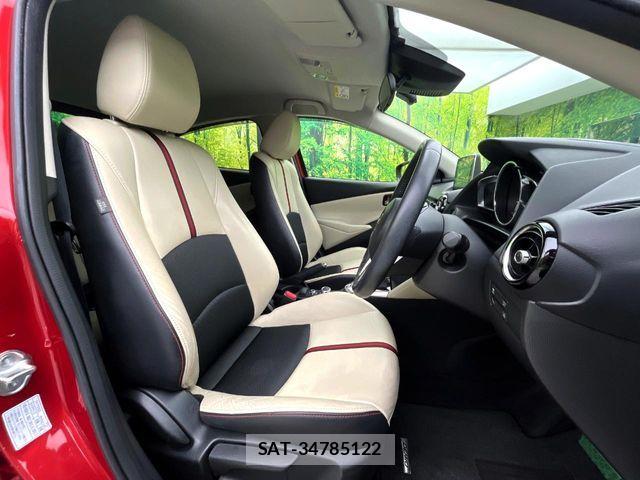 Mazda DEMIO 2015-06 7500308-7