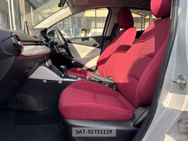 Mazda DEMIO 2018-06 7500303-27