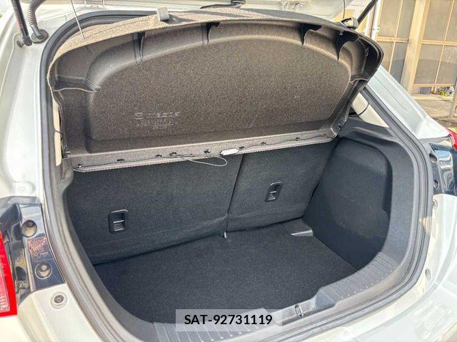 Mazda DEMIO 2018-06 7500303-28
