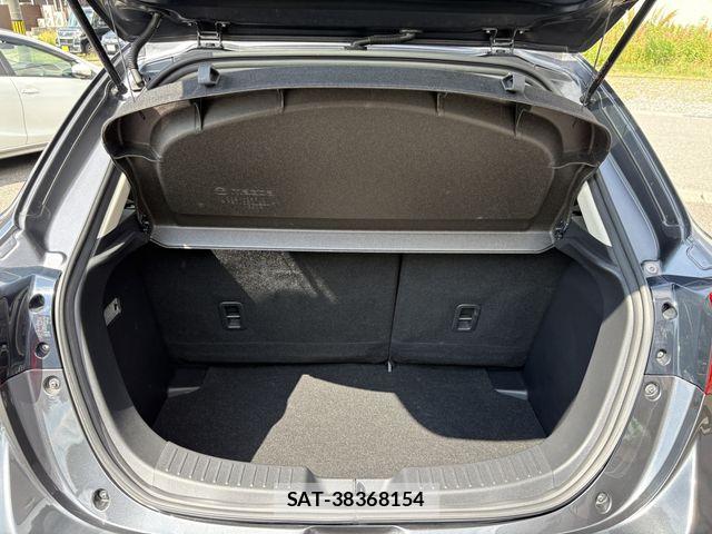 Mazda DEMIO 2014-11 7508547-16