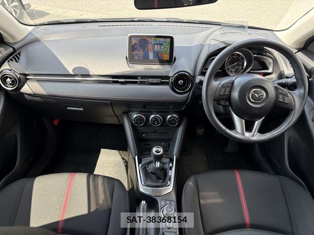 Mazda DEMIO 2014-11 7508547-2