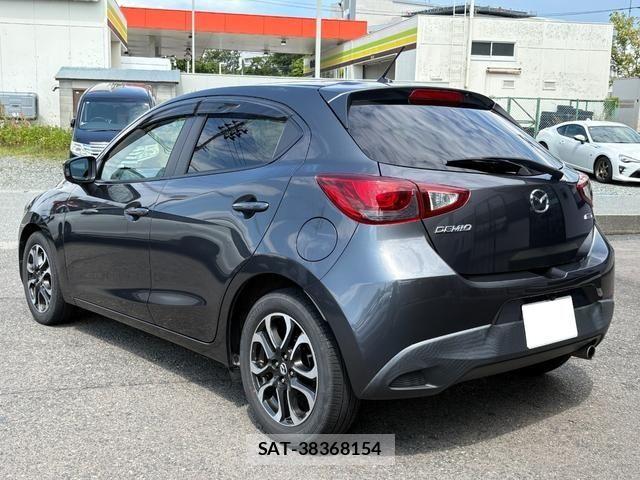 Mazda DEMIO 2014-11 7508547-8
