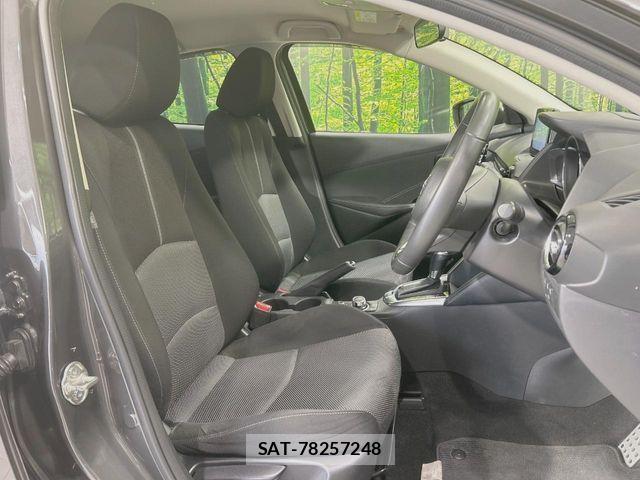 Mazda DEMIO 2017-10 7500306-7