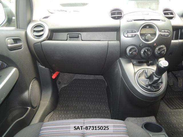 Mazda DEMIO 2009-09 7500310-18