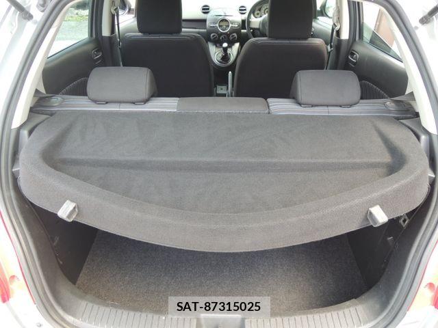 Mazda DEMIO 2009-09 7500310-25