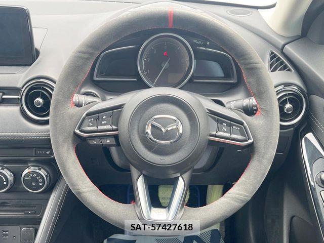 Mazda DEMIO 2017-05 7500309-10
