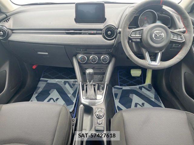 Mazda DEMIO 2017-05 7500309-1